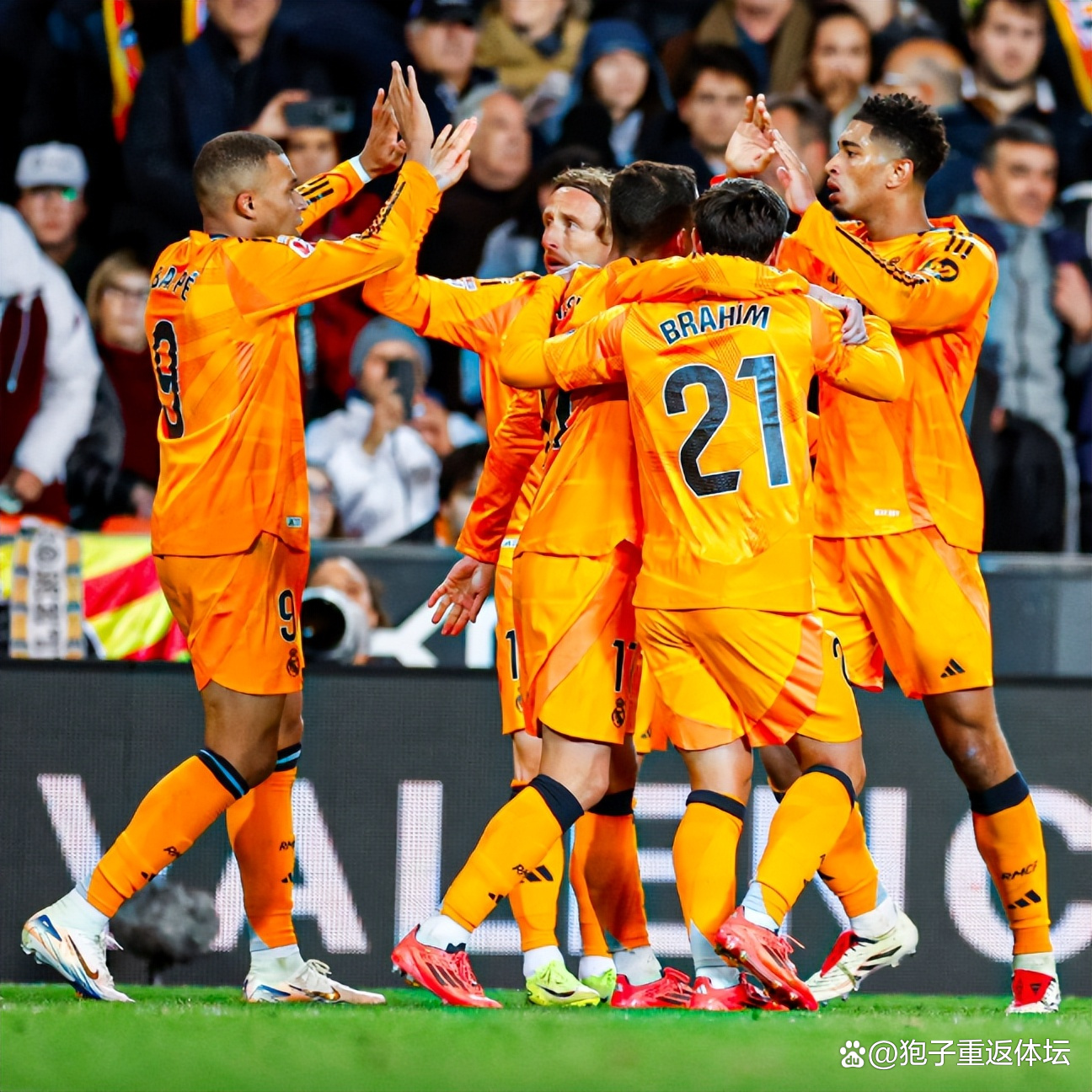 关于集锦：皇马双杀瓦伦西亚，轻松晋级的信息