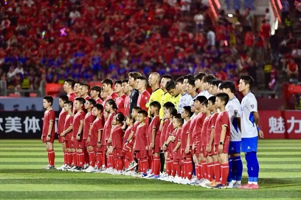 热门球队备战中，球队实力备受关注