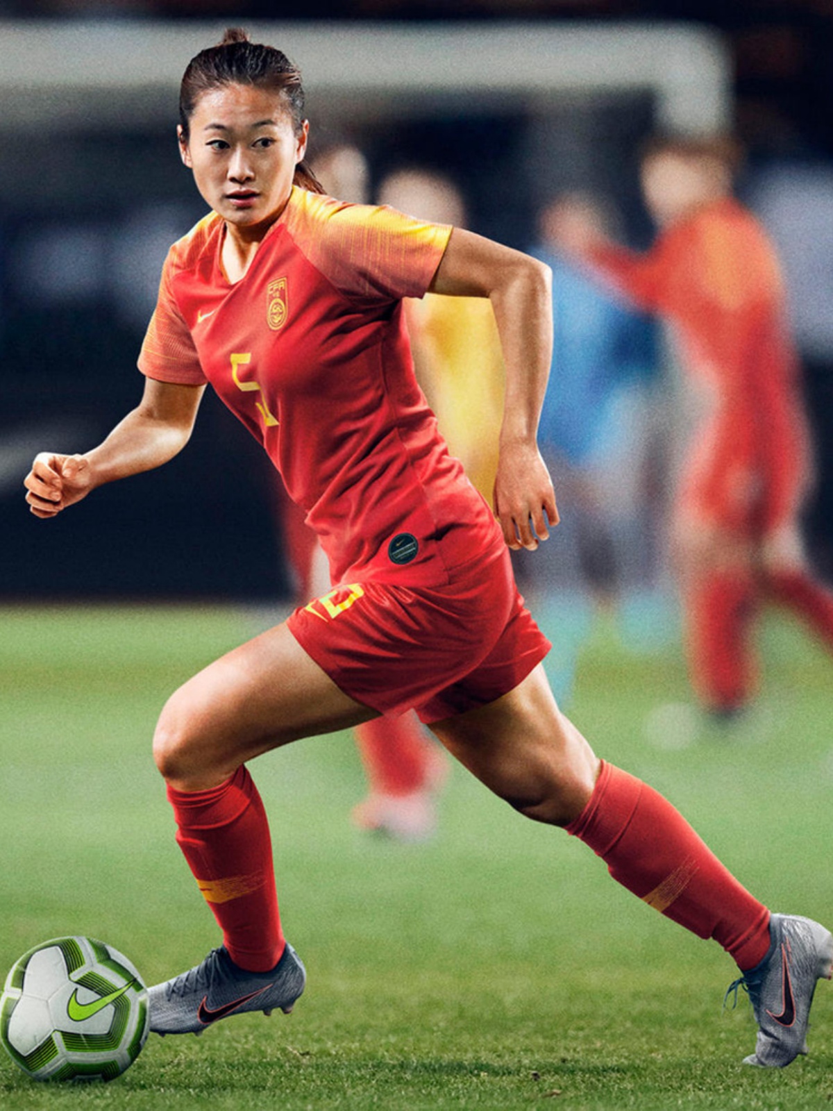 亚洲杯足球赛中中国女队晋级决赛