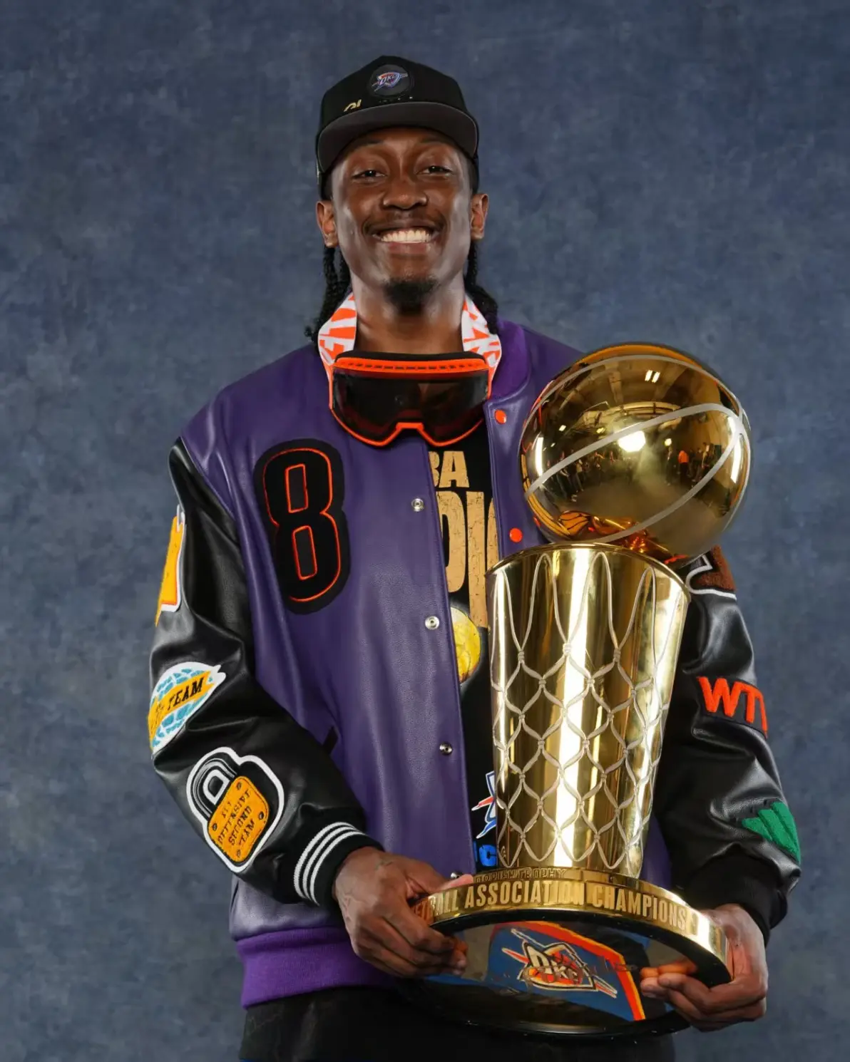 俄克拉荷马雷霆队球员意外表现出色，替补登场得分的简单介绍