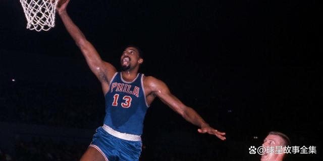 关于张伯伦生涯助攻纪录，球员穿号球衣者的信息